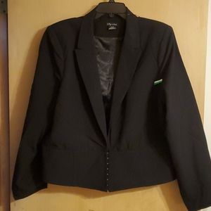 #2 - City Chic Cropped Blazer